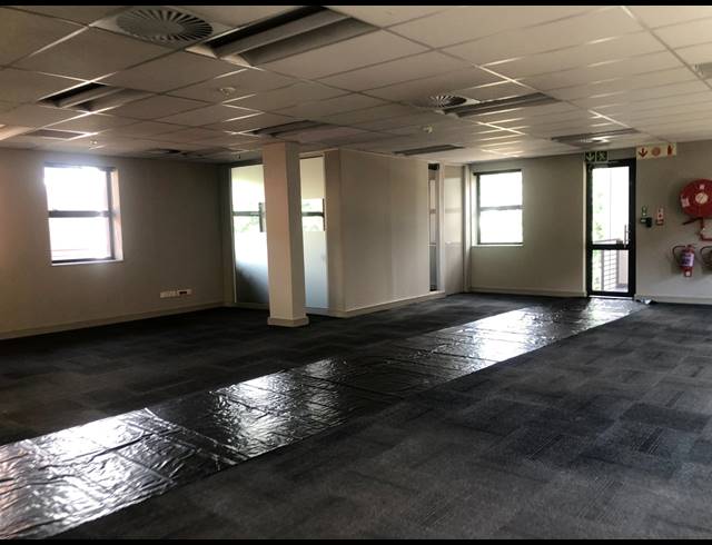 320M² OFFICE TO LET IN WAVERLEY